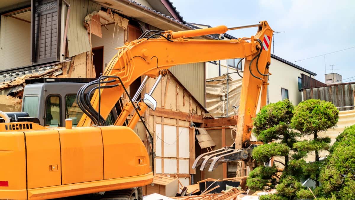 土地活用の前に必須の解体工事|準備・段取り・相場を完全ガイド