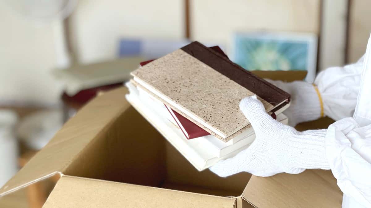 遺品整理士とは|資格の取得方法と依頼時の選び方を解説